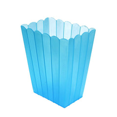 Large Plastic Scalloped Containers with Lines