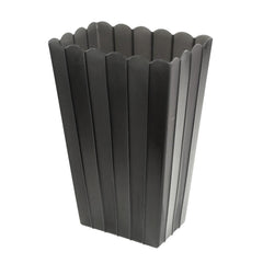 Large Plastic Scalloped Containers with Lines