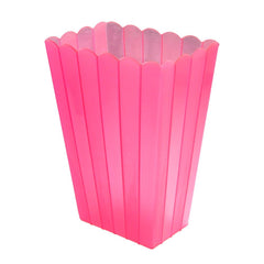 Large Plastic Scalloped Containers with Lines